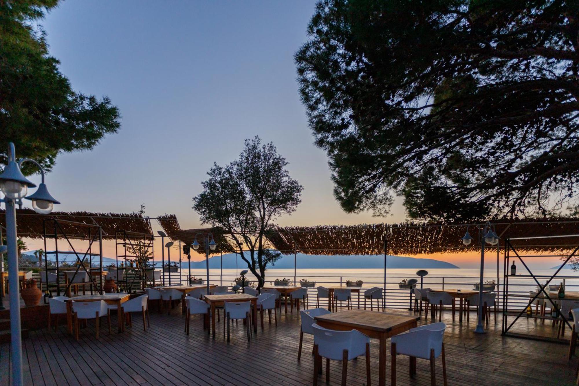 Le Palazzine Hotel Vlore Exterior photo