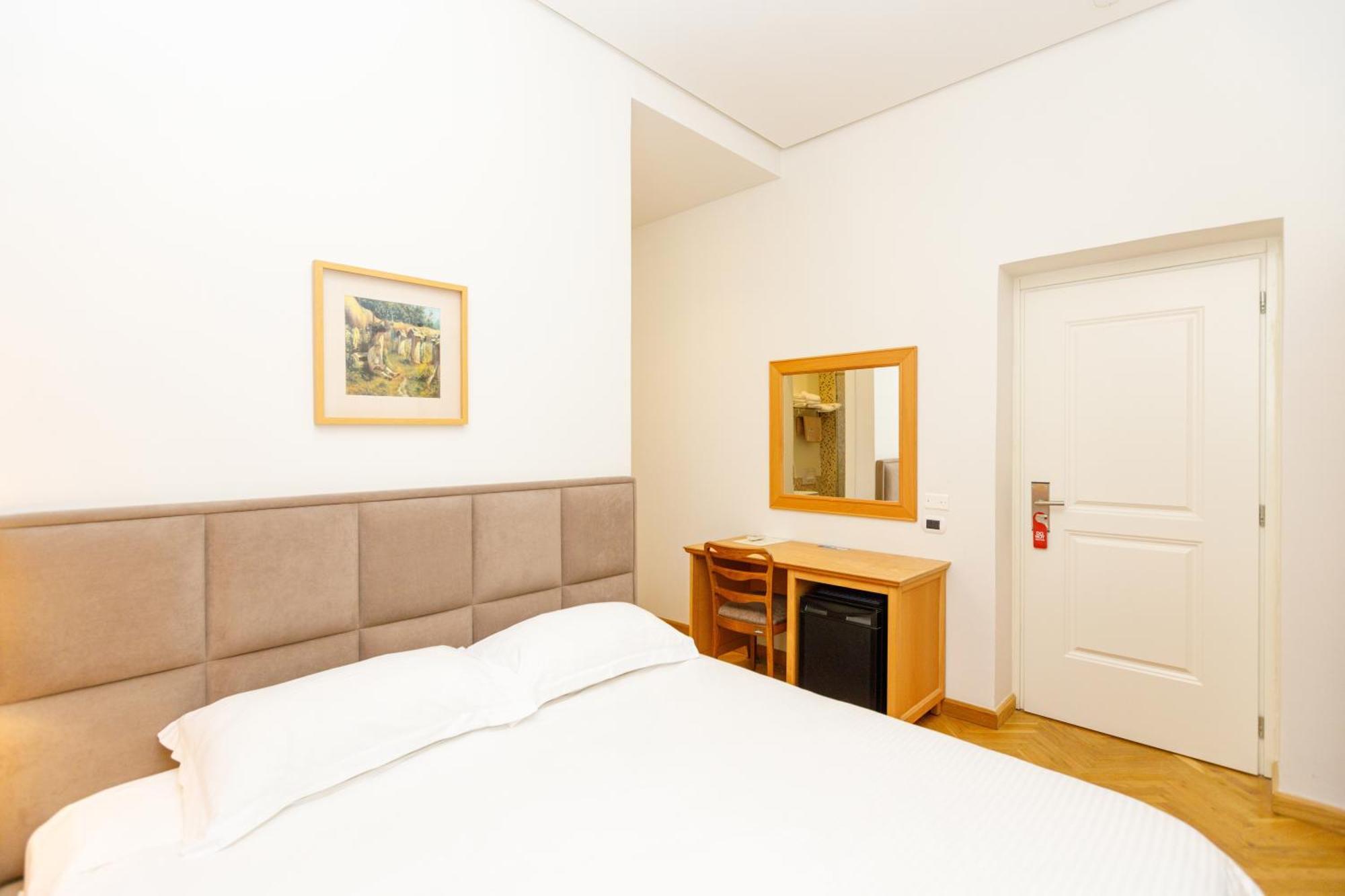 Le Palazzine Hotel Vlore Exterior photo